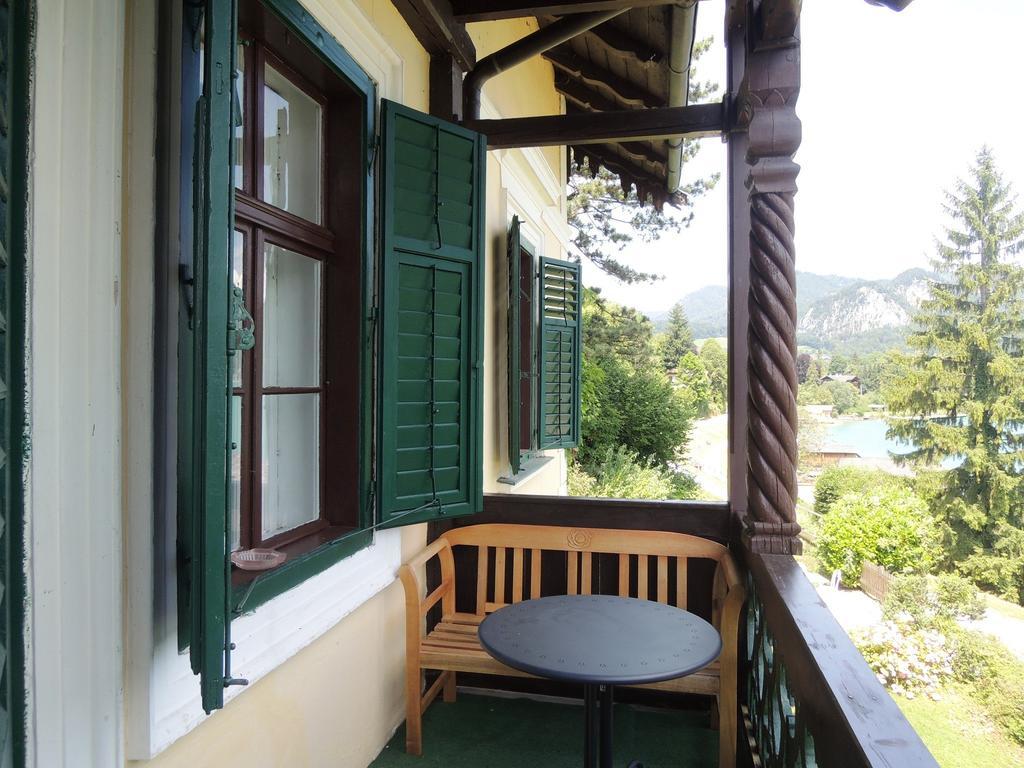 Villa Helena Sankt Gilgen Bilik gambar